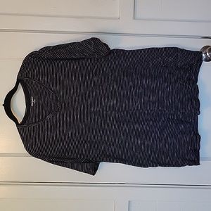 Old Navy Stiped V Neck Black and White Soft Washed T-shirt